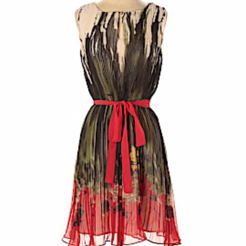 Esley dress NWT